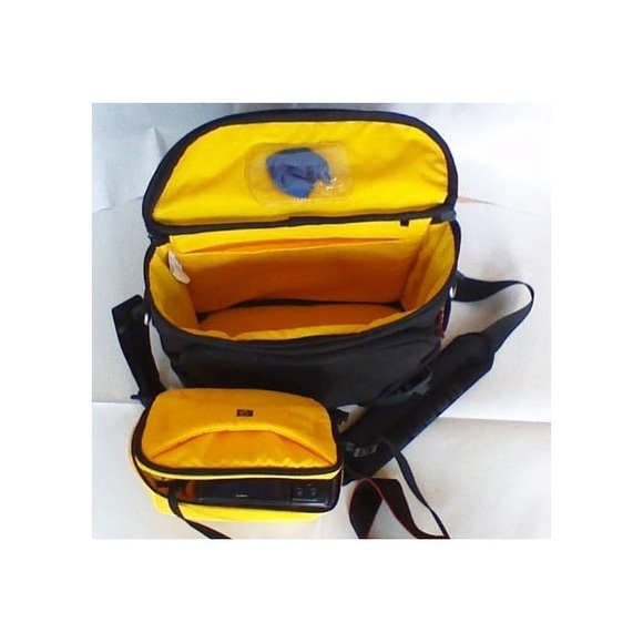 Kata DB-453 DPS Series Digital Bag for a Camera and Personal Day-to-Day Gear - Picture 13 of 13